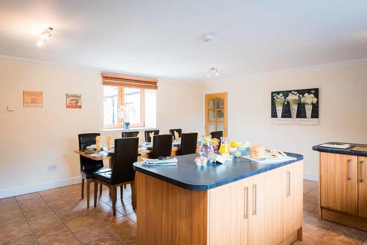 The Granary With Hot Tub Near Perth Perthshire Villa Forgandenny Exteriör bild